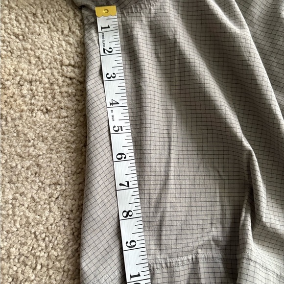 Lululemon grey w/black Plaid Flat Front Chino Gray Shorts Mens Inseam 10 Size 31 - Picture 11 of 12